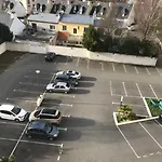 Hotel Logis Center 3*