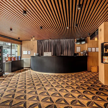 Logis Center Hotel Brest