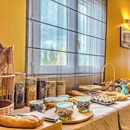 Hotel Logis Center Brest