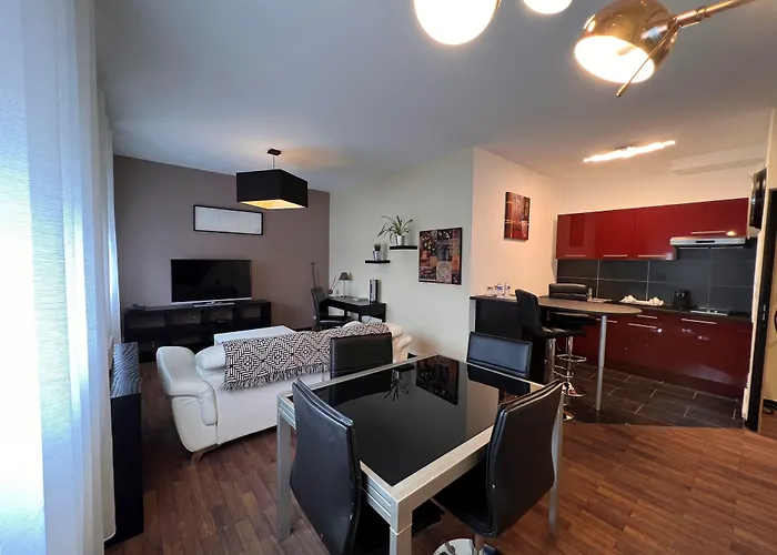 Hotel Logis Center Brest