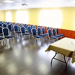 Logis Center Hotel