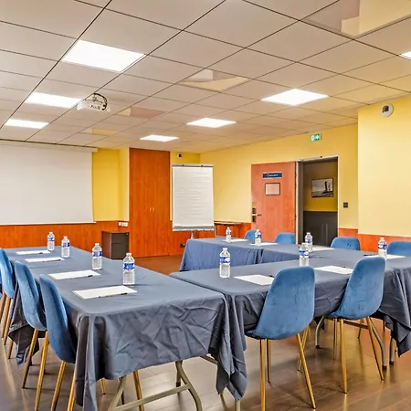 Logis Center 3* Brest
