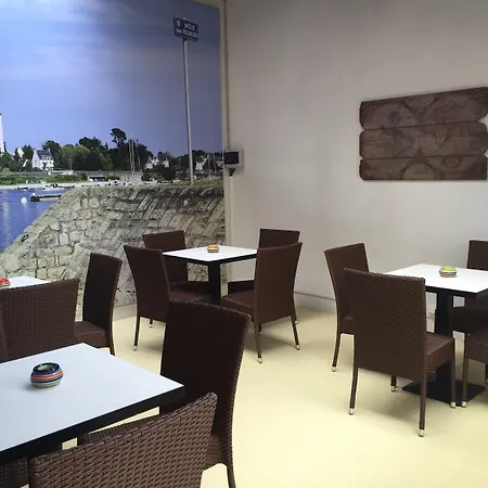 Hotel Logis Center 3*