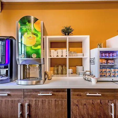 Logis Center 3* Brest