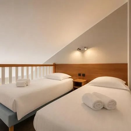 Logis Center Hotel 3*