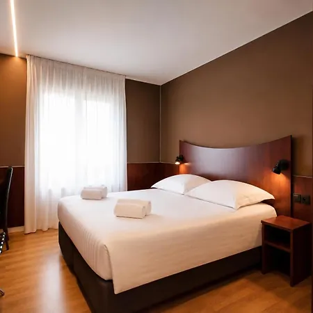 Logis Center Hotel Brest
