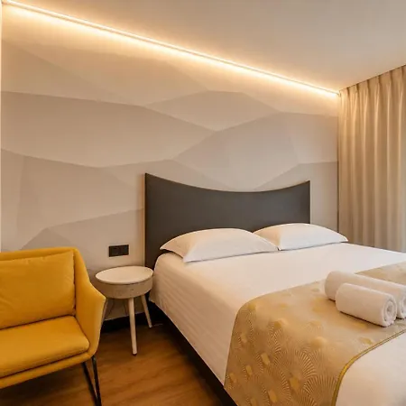 Logis Center Hotel Brest