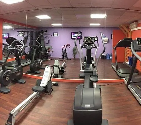 Готель Logis Center 3*