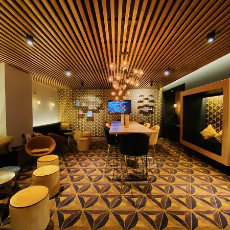 Logis Center Hotel Brest