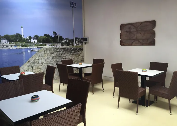 Hotel Logis Center 3*